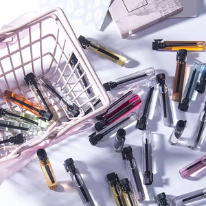 Perfume Floral Frutal <span class=keywords><strong>de</strong></span> 2 ml para Mujer, Aroma Elegante y Romántico, Larga Duración, OEM ODM, Caja <span class=keywords><strong>de</strong></span> Regalo Premium, Venta al por Mayor, Marca Privada - Product Image 3