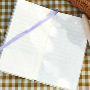 Mo-plan para escribir una serie romántica, cuaderno de mano literario fresco - Product Image 6