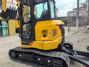 Oferta Especial: Mini Excavadora Hidráulica de 5.3 Toneladas, Alto Rendimiento, Confiable, Compacta, Suministro Directo de Fábrica, Excavadora con Giro de Cola Cero - Product Image 6