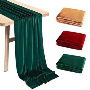 <span class=keywords><strong>Chemin</strong></span> <span class=keywords><strong>de</strong></span> <span class=keywords><strong>table</strong></span> <span class=keywords><strong>de</strong></span> luxe en <span class=keywords><strong>velours</strong></span> pour réception <span class=keywords><strong>de</strong></span> mariage Décorations <span class=keywords><strong>de</strong></span> <span class=keywords><strong>table</strong></span> élégantes - Product Image 1