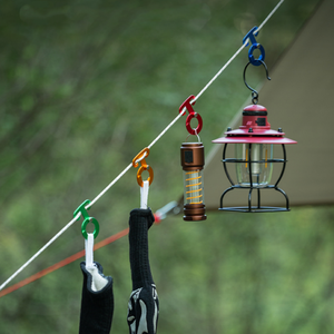 Clip de corde de camping en alliage d'aluminium, attache automatique de tente, crochet multifonctionnel, clip à anneau en O à dégagement rapide autobloquant - Product Image 5