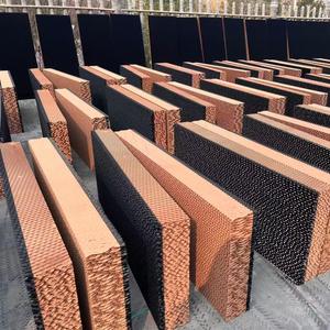 Panel de Enfriamiento de Papel Kraft Tipo Panal de Abeja, Adaptable para Zonas de Pastoreo en Montaña - Product Image 4