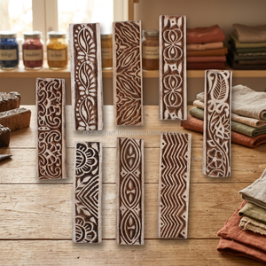 Ensemble de blocs de gravure sur bois faits à la main, motifs variés d'art indien brun, artisanat en matériaux naturels - Product Image 3