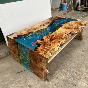 PRIX BAS Table en bois massif à bord vif avec résine époxy, design de bassin à poissons koï 3D, meubles de luxe faits à la main, vente chaude - Product Image 4