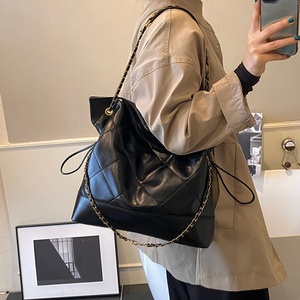 Wholesale Women's Designer Casual Tote <b>Shoulder</b> <b>Bags</b> Lightweight <b>Large</b> Capacity Soft <b>ZIP</b> Closure Waterproof Eco-Friendly Durable - Product Image 3