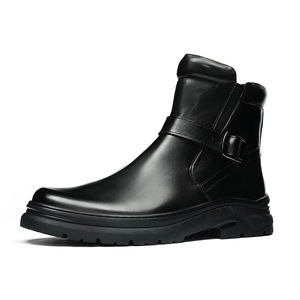 Botas de cuero estilo británico vintage para uso empresarial y casual, hechas de cuero vacuno grueso con un diseño retro. - Product Image 5