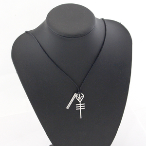 Collana <span class=keywords><strong>Twenty</strong></span> One Pilots, regalo commemorativo, decorazione per collana in lega d'argento, miglior regalo per uomo - Product Image 3