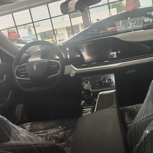 奔腾B70车型2023 1.5T自动自由骑行1.5T 7湿式双离合器生产2023年状况良好的二手车。 - Product Image 4