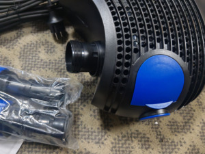 SunSun CFP-13000 13000L/H Pompe filtre de bassin submersible 180W prise européenne 5.2M tête 25/32/38mm sortie - Product Image 4