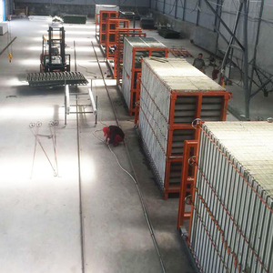 Machine à fabriquer des murs de <span class=keywords><strong>clôture</strong></span> de ferme en <span class=keywords><strong>béton</strong></span> préfabriqué vertical entièrement automatique 800x550x30mm, capacité de production de 40 panneaux - Product Image 2