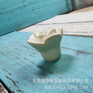 Rose Shaped Zinc Alloy Cabinet Handle Baking <b>White</b> Paint Durable Contemporary Design For Cabinet <b>Doors</b> - Product Image 5