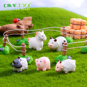 Miniatures décoratives Weij Moss pour micro-paysages : Adorables moutons et cochons pour ferme, accessoires de décoration de jardin DIY - Product Image 1
