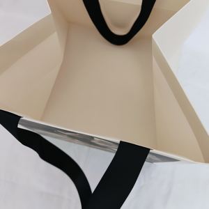 Sac cadeau en papier d'art personnalisé professionnel pour chaussures, vêtements, bijoux, emballage d'achats recyclés - Product Image 3