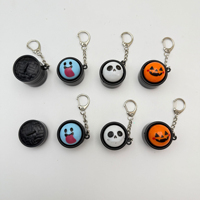 Porte-clés LED lumineux Halloween en forme de boulette, jouet sensoriel anti-stress, breloque portable pour sac, clavier, pendentif, cadeau pour étudiant