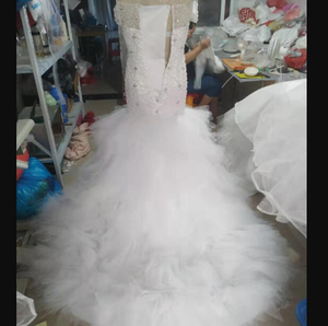 Vestido de novia de <span class=keywords><strong>sirena</strong></span> de África, vestido de tul con mangas bordadas, perlas de cristal brillantes y lentejuelas - Product Image 1