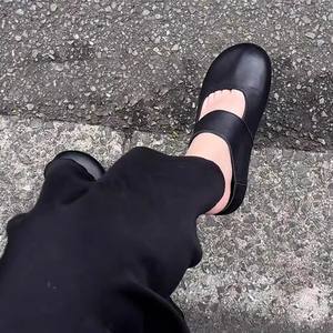 Nuevas Pantuflas Tipo Mule con Punta Cerrada y Suela Gruesa para Mujer 2026, Sandalias Casuales Minimalistas para Exteriores, Zapatos Planos Combinables con Todo - Product Image 4