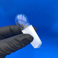 Bouchon triangulaire en verre pour flacon, personnalisé et professionnel