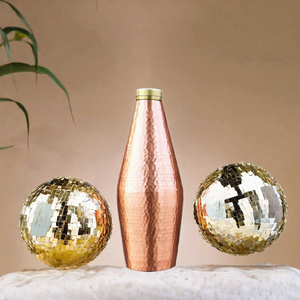 Gobelet en cuivre transparent avec paille, style boule disco, pour enterrements de vie de jeune fille et mariages - Bouteille d'eau élégante portable de 1L, idéale comme cadeau ou souvenir - Product Image 3