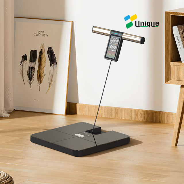 UNIQUE Digital Bathroom Scale Bioimpedance Technology OEM/ODM Body Composition Analyzer Glass Battery Measures Body Fat WiFi