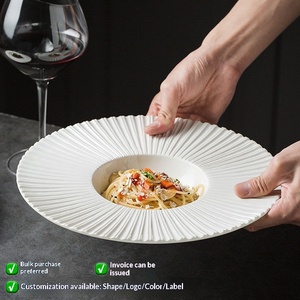 Piatto da Cena in Ceramica Moderna con Texture Radiante, Rotondo, per Ristoranti e Hotel, Piatto <span class=keywords><strong>di</strong></span> Presentazione per Ristorazione Fine, Finitura Sabbiata, per Bistecche e Pasta - Product Image 2