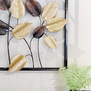 <span class=keywords><strong>Décoration</strong></span> intérieure de luxe Feuille métallique dorée <span class=keywords><strong>et</strong></span> noire Art mural <span class=keywords><strong>Décoration</strong></span> murale <span class=keywords><strong>Maison</strong></span> Hôtel <span class=keywords><strong>Décoration</strong></span> murale en métal - Product Image 3