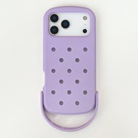 Nouvelle coque de téléphone en silicone avec poignée et trous pour iPhone 14/15/16 et Apple 17Pro/17Promax avec trous souples