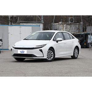 <span class=keywords><strong>Toyota</strong></span> <span class=keywords><strong>Corolla</strong></span> 2026 de haute qualité, édition haut de gamme hybride 1.8L, moteur atmosphérique, pneus 225/45 R17, berline 4 portes 5 places - Product Image 4