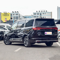 JAC Refine RF8, MPV de luxe haut de gamme, marque automobile chinoise de confiance pour les transport de cadres, les voyages en famille et les acheteurs internationaux