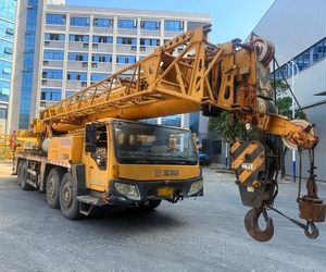 XCM QY70K-II 70 tons <b>crane</b> Year 2013 Truck All-Terrain <b>Crane</b> with SAC1300t STC800t6 STC800t5 STC1000c7 <b>crane</b> made in China - Product Image 3