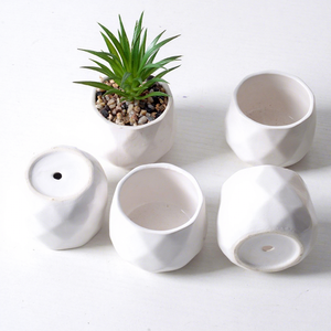 Maceta para bonsái de escritorio de cerámica blanca creativa al por mayor, maceta para suculentas de flores artificiales simples, macetas y jardineras esmaltadas - Product Image 2