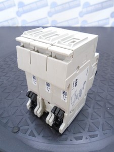 -Bộ ngắt S203U-K15 Mạch-k-curve 3-<span class=keywords><strong>p</strong></span> 15A 10kA 240VAC-(Mới trong hộ<span class=keywords><strong>p</strong></span>) PLC PLC - Product Image 6