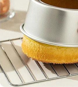 Moules à gâteau ronds en aluminium - Écologiques et compatibles micro-ondes, couleur argent, taille de 4 à 12 pouces, pour la pâtisserie d'anniversaire et les cupcakes - Product Image 4