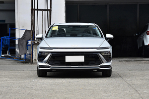Auto Usata Economica dal Giappone 2024: <span class=keywords><strong>Hyundai</strong></span> Sonata 1.5T 8AT FWD Air Sedan con 253Nm di Coppia e Velocità Massima di 210km/h - Product Image 2