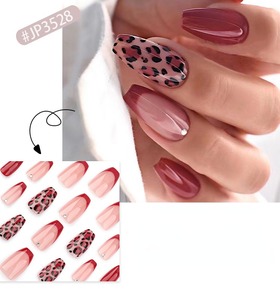 24 pièces français automne/<span class=keywords><strong>hiver</strong></span> nouveauté: rouge imprimé léopard acrylique presse sur les <span class=keywords><strong>ongles</strong></span> personnaliser <span class=keywords><strong>faux</strong></span> <span class=keywords><strong>ongles</strong></span> 3528 - Product Image 6