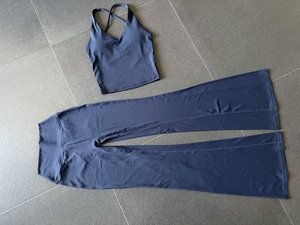 Set Yoga Invisibile Plissettato, Completo Sportivo <span class=keywords><strong>Aderente</strong></span> a Vita Alta ad Asciugatura Rapida per Donna, Ideale per Corsa e Fitness - Product Image 5