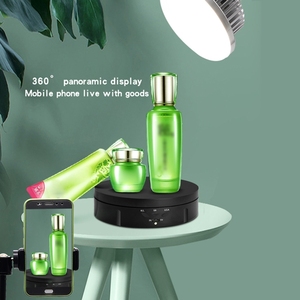 Giá rẻ Mini 14.6cm USB điện hiển thị gian hàng đứng với gương video chụp ảnh chụp Prop 360 độ xoay bàn xoay - Product Image 2