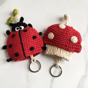 Offre Spéciale créatif fait à la main en forme d'animal tricoté clé sac mignon clé de voiture housse de protection tricoté Crochet <span class=keywords><strong>sacs</strong></span> - Product Image 5