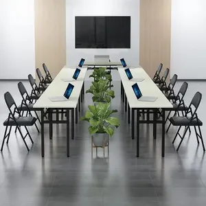 Chaise de salle à manger contemporaine en plastique PP avec pieds en fer - Product Image 2