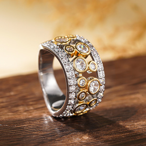 Anello rotondo con zirconi bicolore per donna, elegante gioiello da dito alla moda - Product Image 3