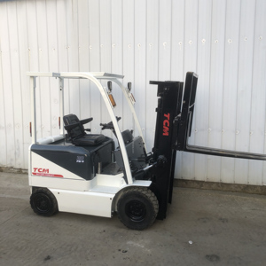 In Good Condition Made in Japan Low Oil and Safety <b>Used</b> Hot Sale on TCM 2T <b>Used</b> Forklift 3ton diesel Engine and Gas Engine - Product Image 5