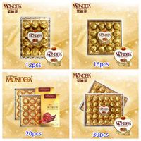 Nouveaux produits Emballage en feuille d'or Gaufre croustillante au chocolat composé Boule de chocolat en forme de cœur Emballage en or Boules de chocolat