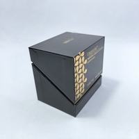Boîte cadeau écologique en carton rigide noir avec insert en éponge à revêtement doré magnétique pour pot de bougie, emballage cosmétique de luxe