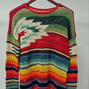 Suéter informal tejido a mano de lana 100% multicolor vibrante con rayas llamativas patrones abstractos en tonos de joya terrosa logotipo frontal - Product Image 1