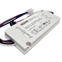 Alimentation LED à découpage à tension constante, certifiée UL, driver LED IP54 DC 12V 24W pour applications d'éclairage de miroirs de courtoisie LED