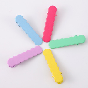Pinza para el pelo ondulada Caterpillar Duckbill de 12 cm, pinza lateral de metal para mujer, uso diario, accesorio para el cabello color macarrón - Product Image 3