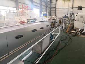 Ligne de production automatique de tuyaux PPR/PPRC, machine à vis, moteur, boîte de vitesses pour l'eau potable, <span class=keywords><strong>chauffage</strong></span> <span class=keywords><strong>central</strong></span>, alimentation en eau chaude/froide - Product Image 6