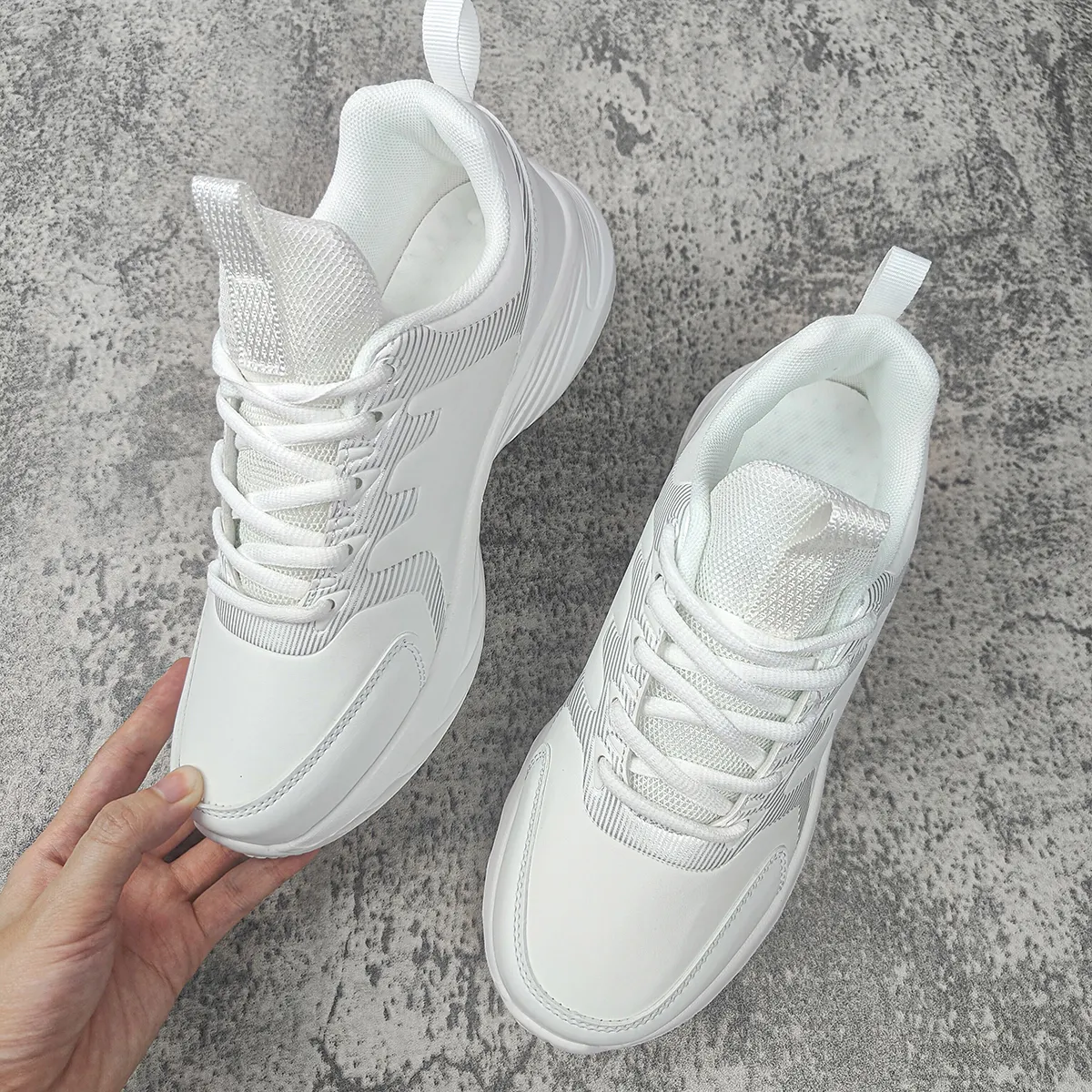 2023 Women White Lace-up Front Sporty Sneakers,sneakers pour homme