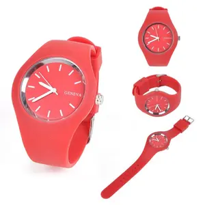 Moda uomo orologio donna Color crema regalo di moda ultrasottile cinturino in Silicone orologio per il tempo libero orologio da polso ginevra orologi da donna in gelatina