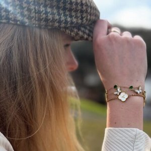 Pulsera UWIN de Acero Inoxidable con Diseño de Trébol de 4 Hojas y Patrón de Mármol, Chapado en Oro PVD para Mujer - Product Image 3