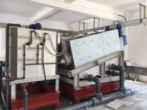 Máquina de deshidratación de lodo de prensa de tornillo automática de gran capacidad para tratamiento de aguas residuales